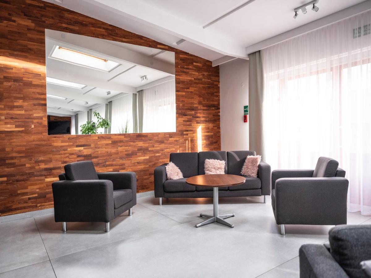 Hotel Europa Starachowice Bagian luar foto
