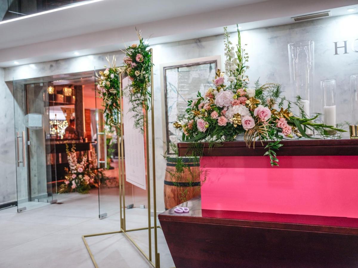 Hotel Europa Starachowice Bagian luar foto