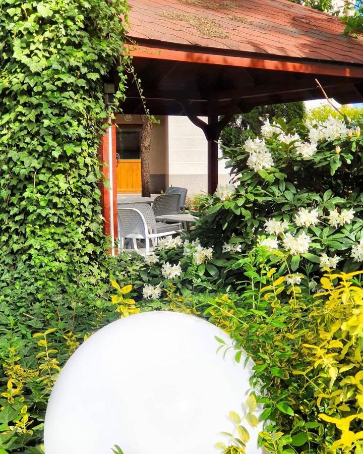 Hotel Europa Starachowice Bagian luar foto