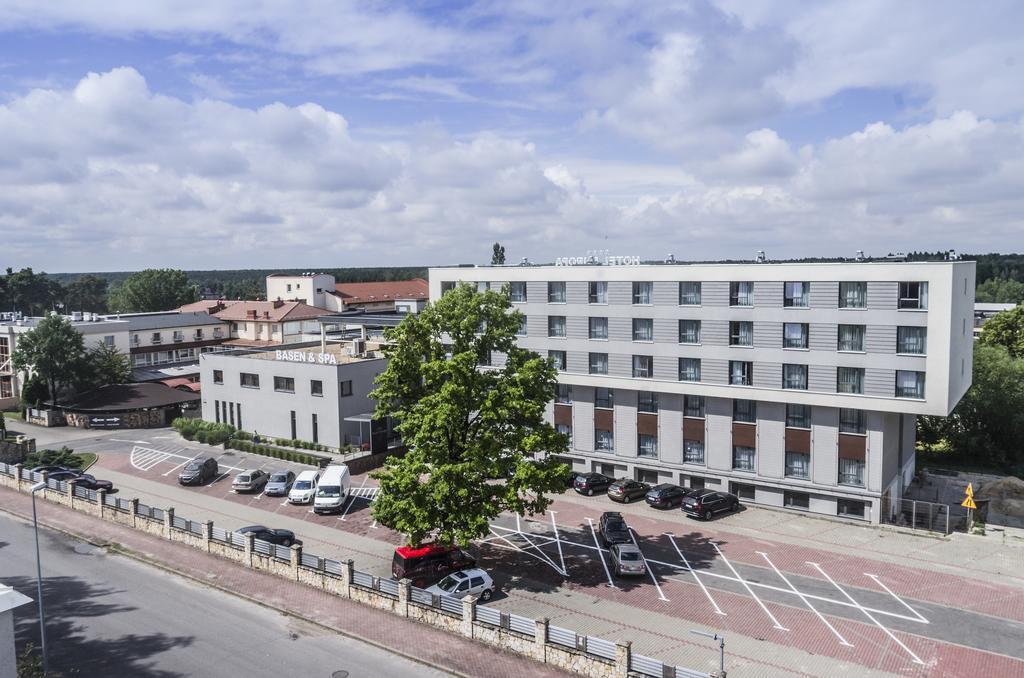 Hotel Europa Starachowice Bagian luar foto