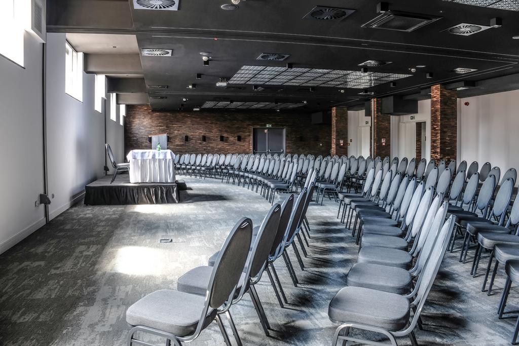Hotel Europa Starachowice Bagian luar foto